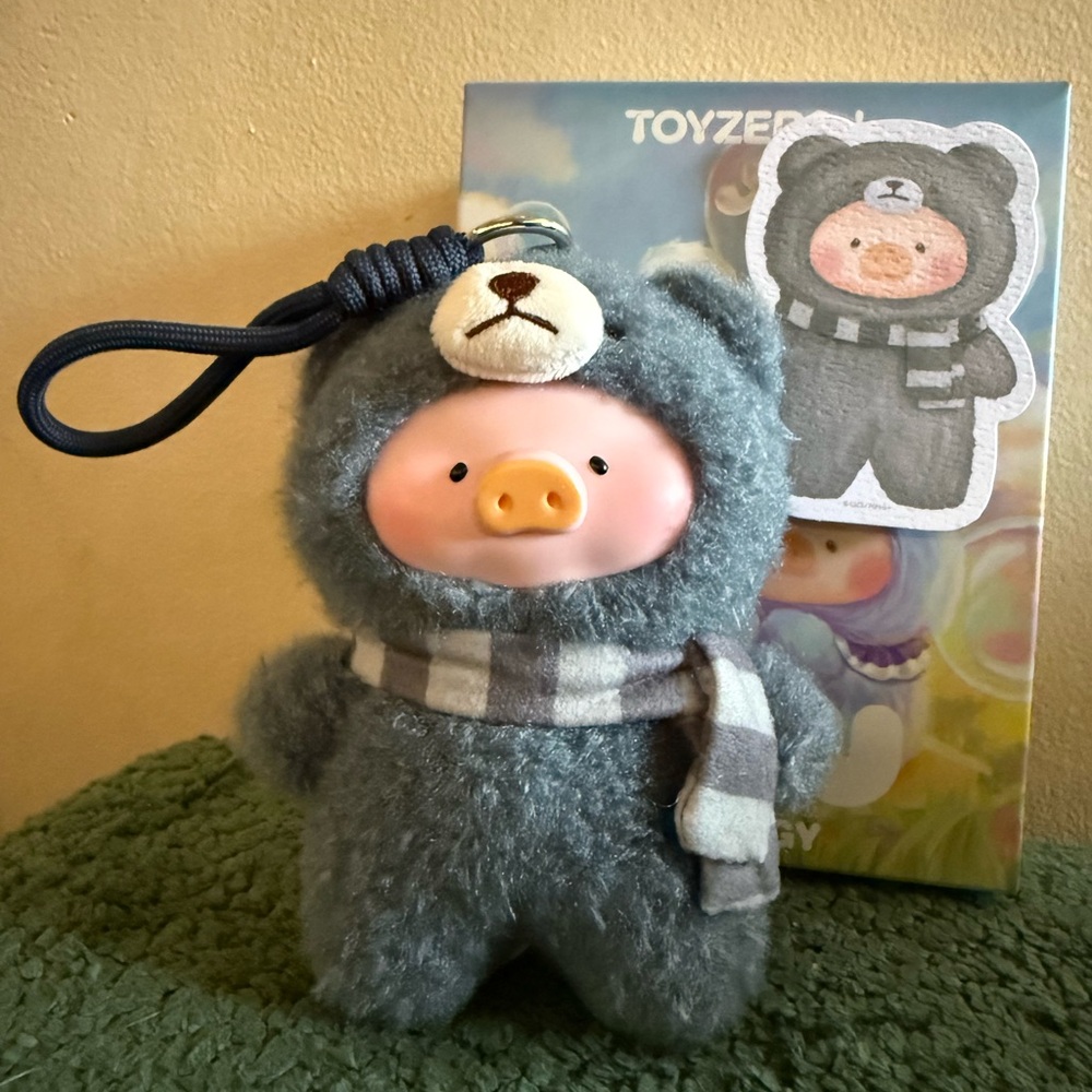 ✨ SALE ✨ Lulu the Piggy – Fuzzy Bear Plush Pendant, ToyZero+